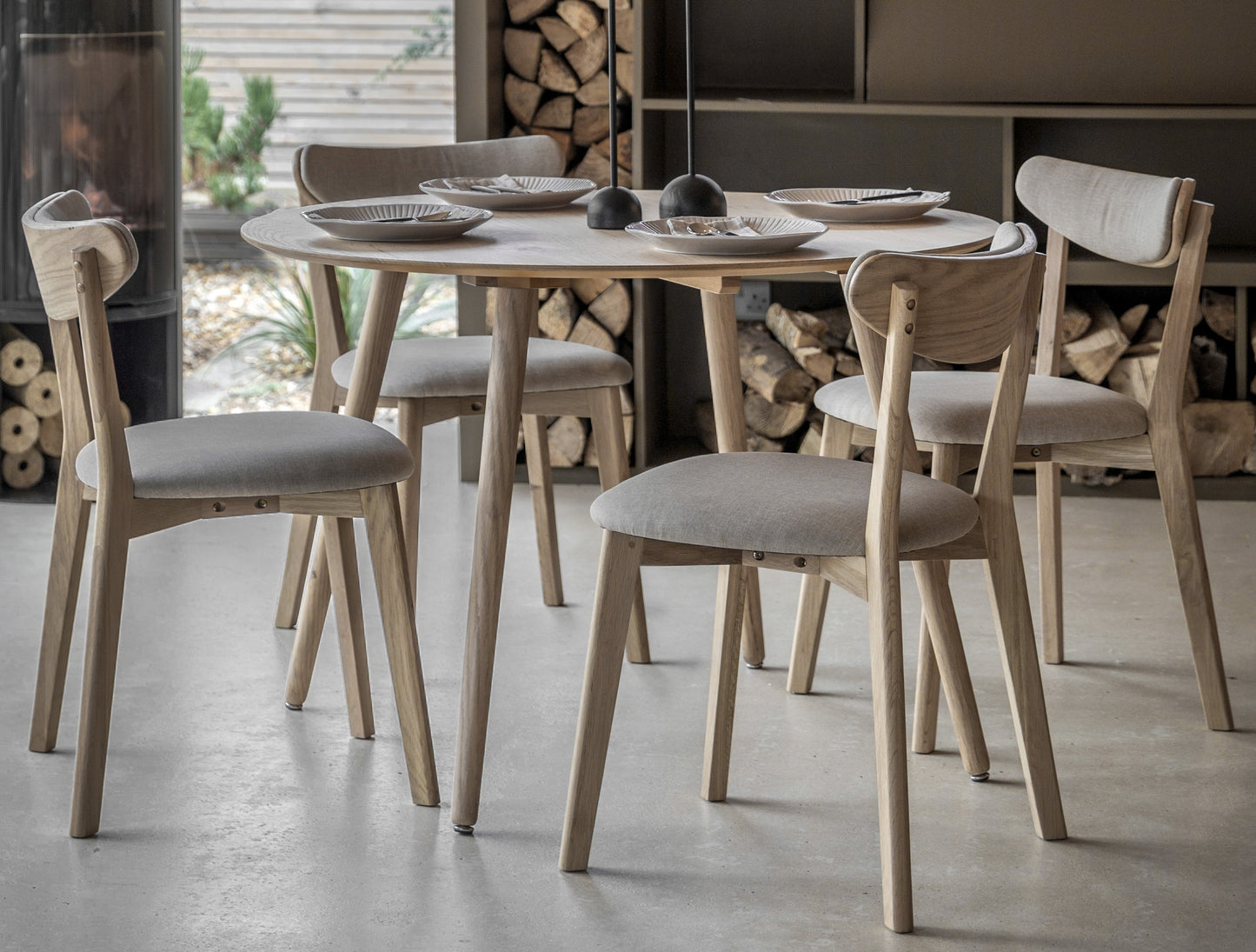 Hatta Round Dining Table