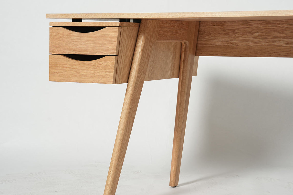 Swyft Desk 03