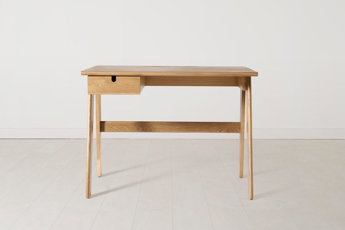 Swyft Desk 02