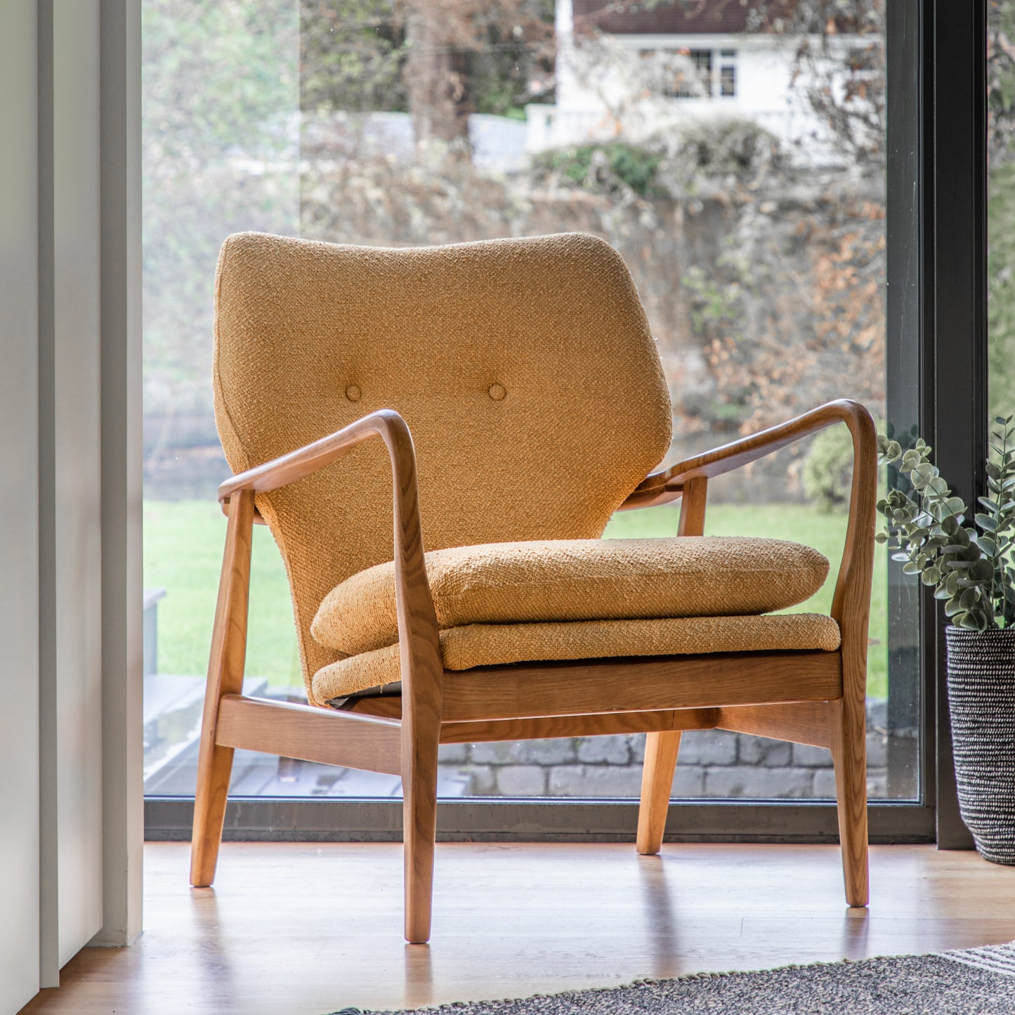 Gherson Easy Chair