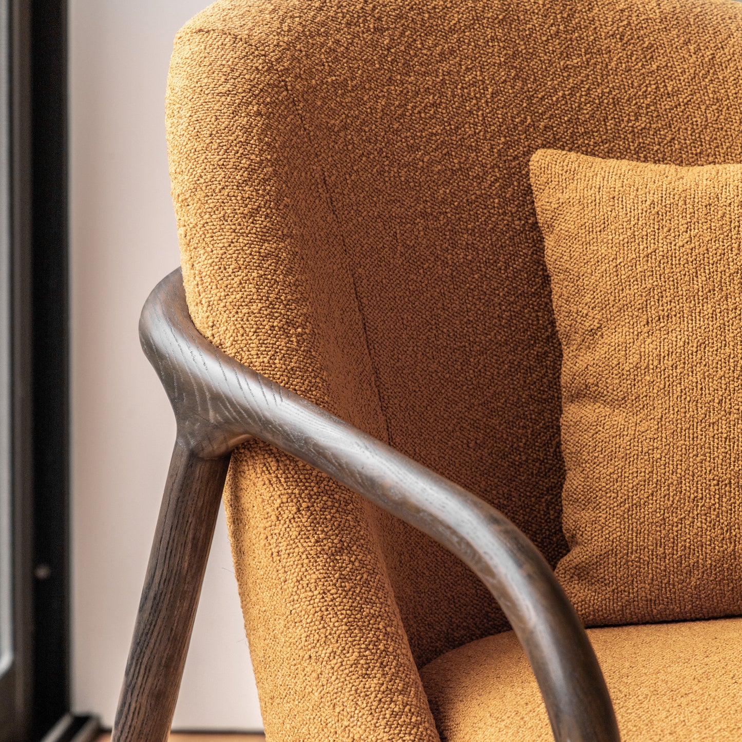Agala Easy Chair