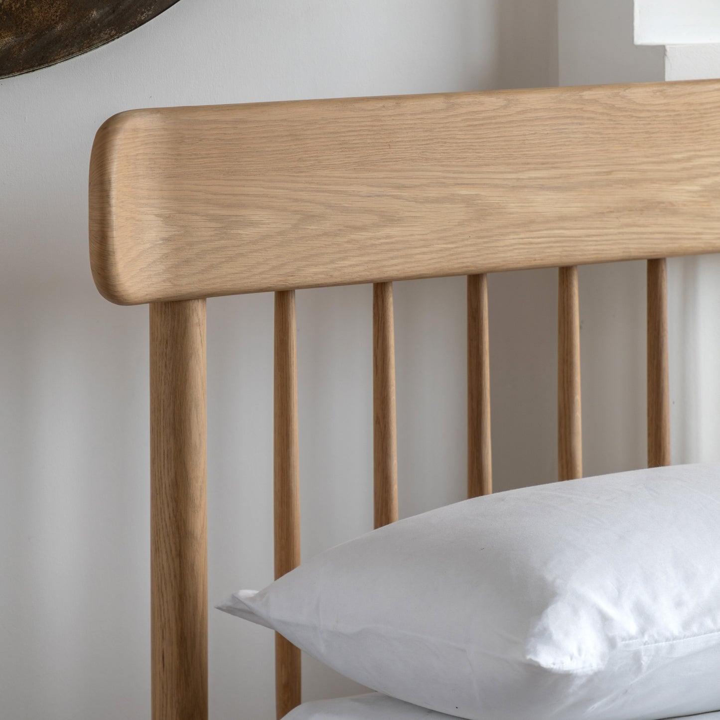 Hatta Spindle Bed