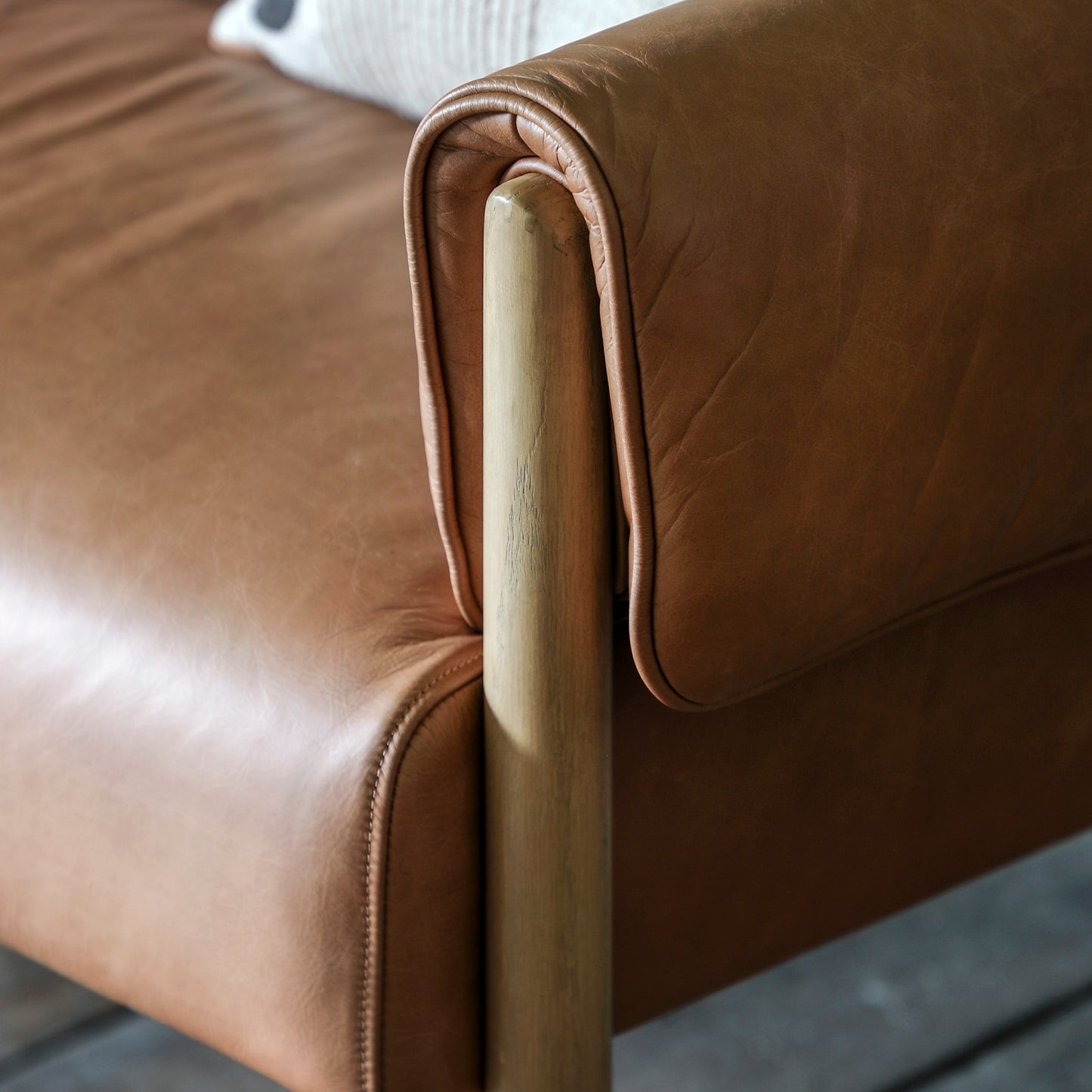 Stratta Small Sofa