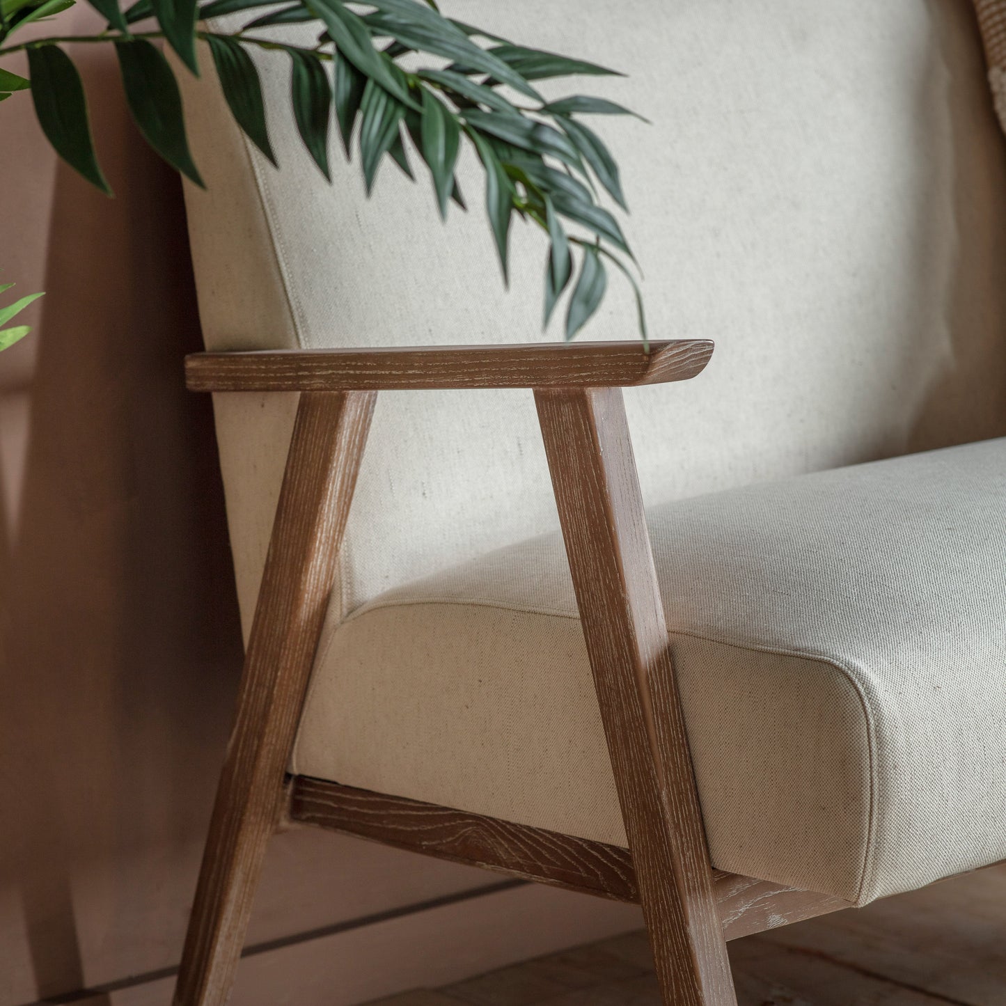 Neylar Sofa