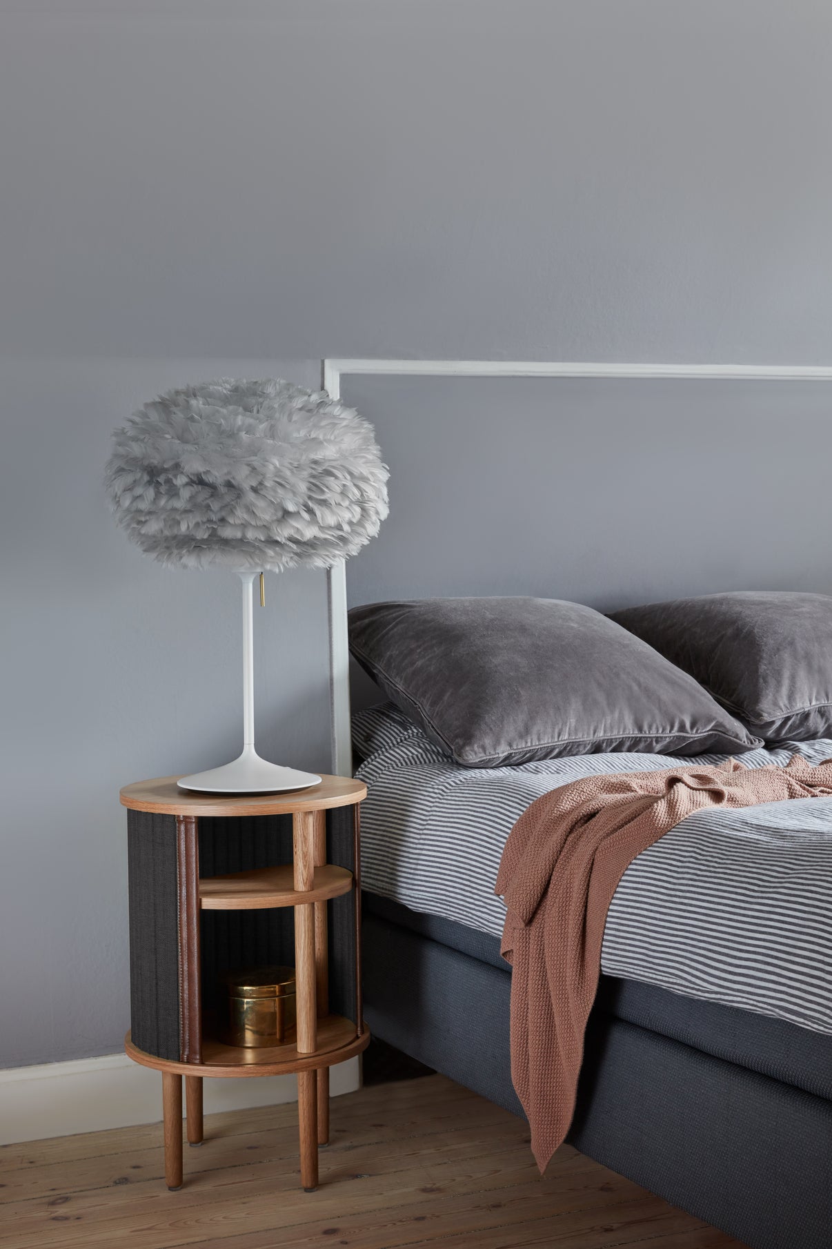 Audacious USB side table - more colours
