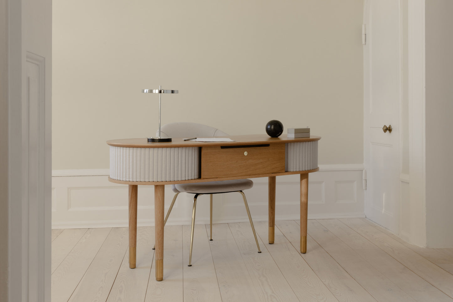 Audacious Desk - more colours