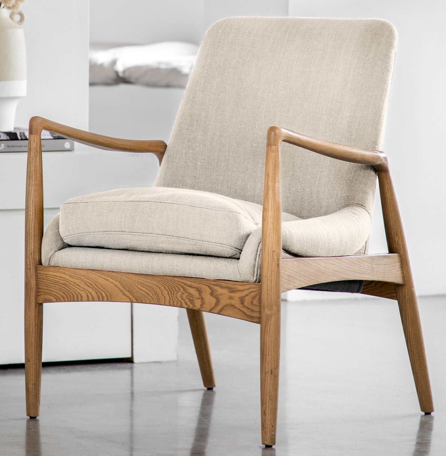 Cara Chair