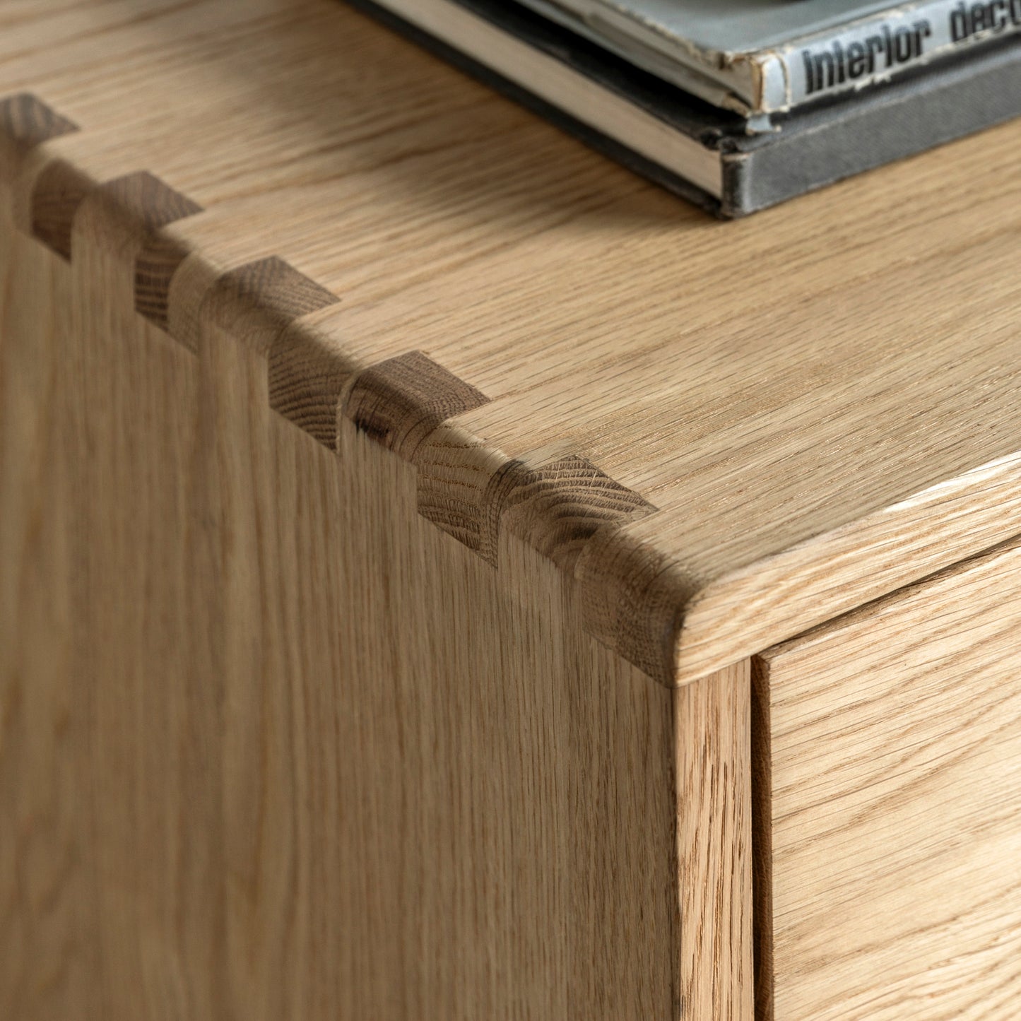 Crofte 5-Drawer Chest
