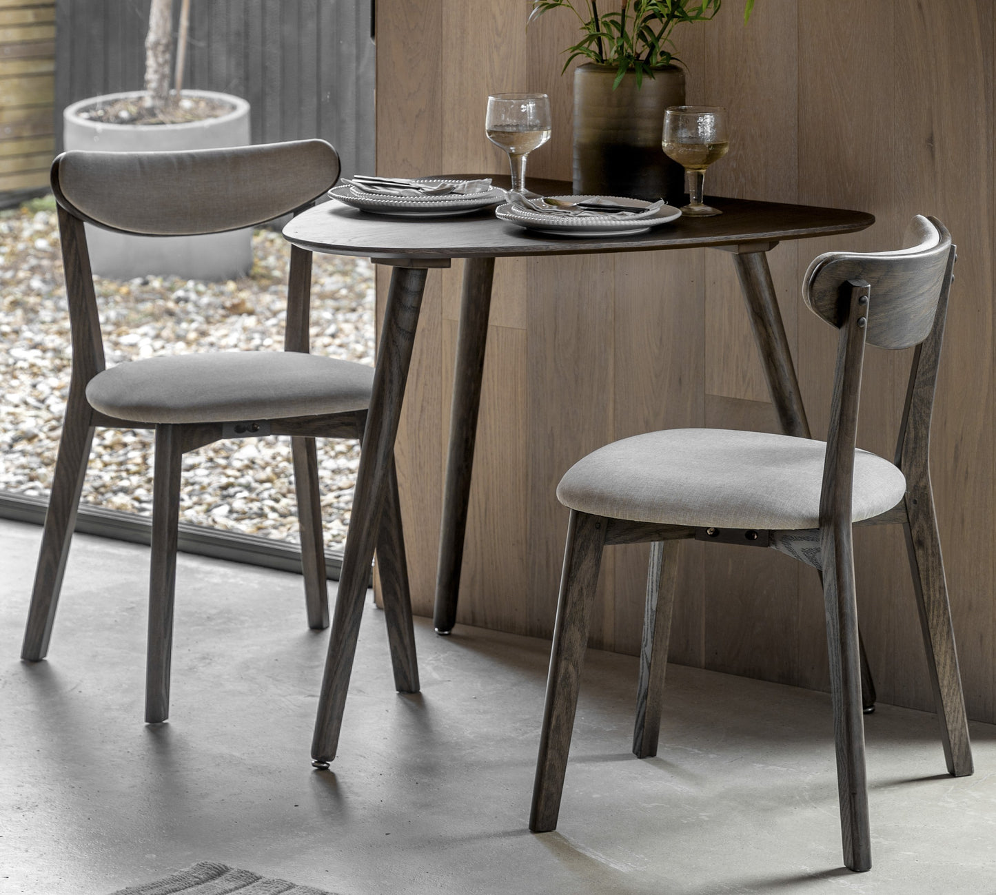 Hatta Triangular Dining Table