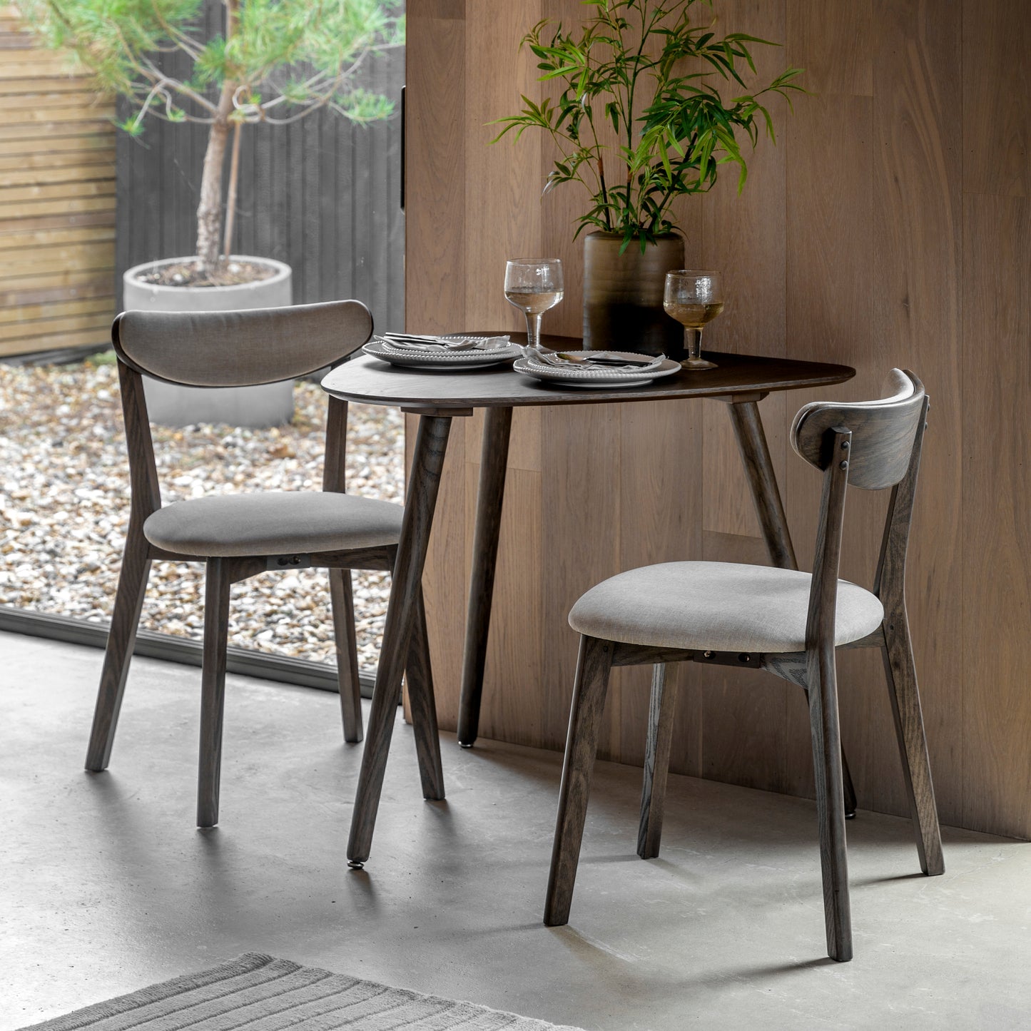 Hatta Triangular Dining Table