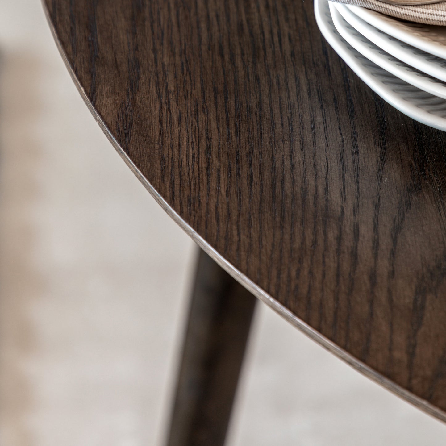 Hatta Drop-Leaf Round Dining Table