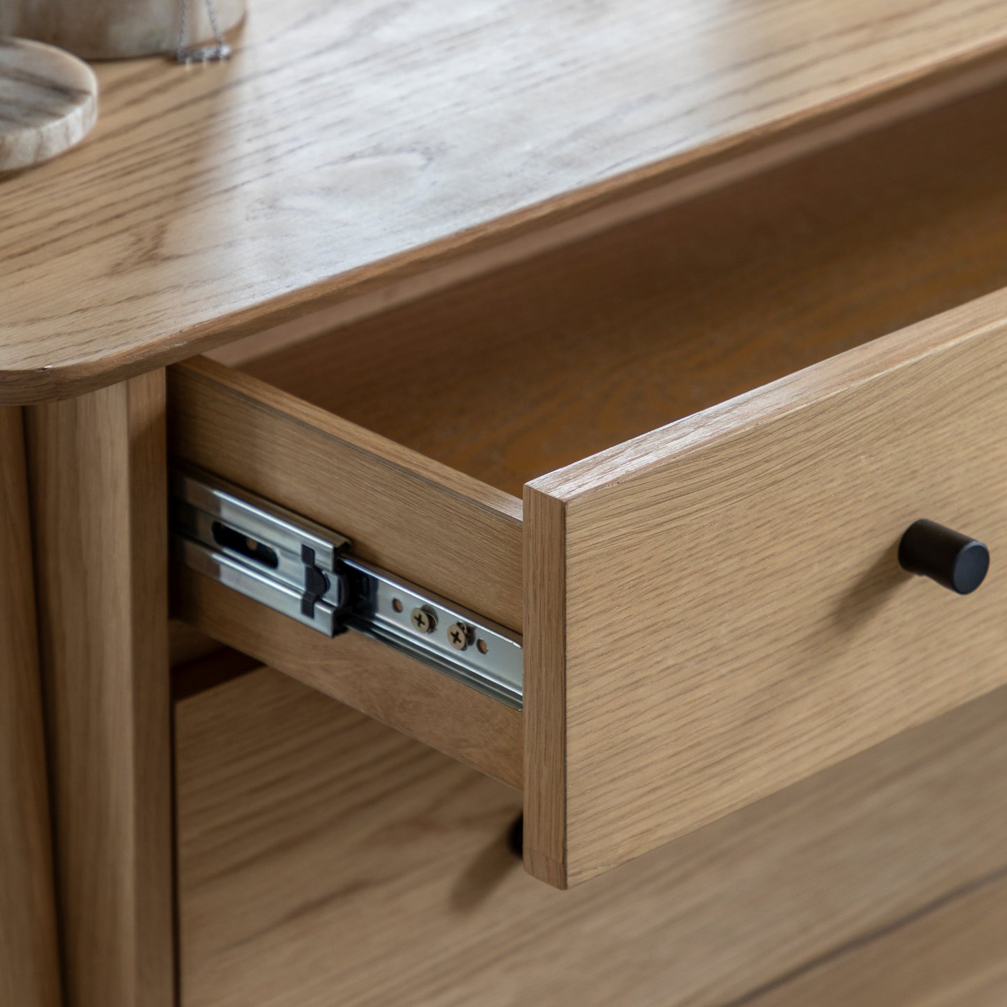 Hatta Chest