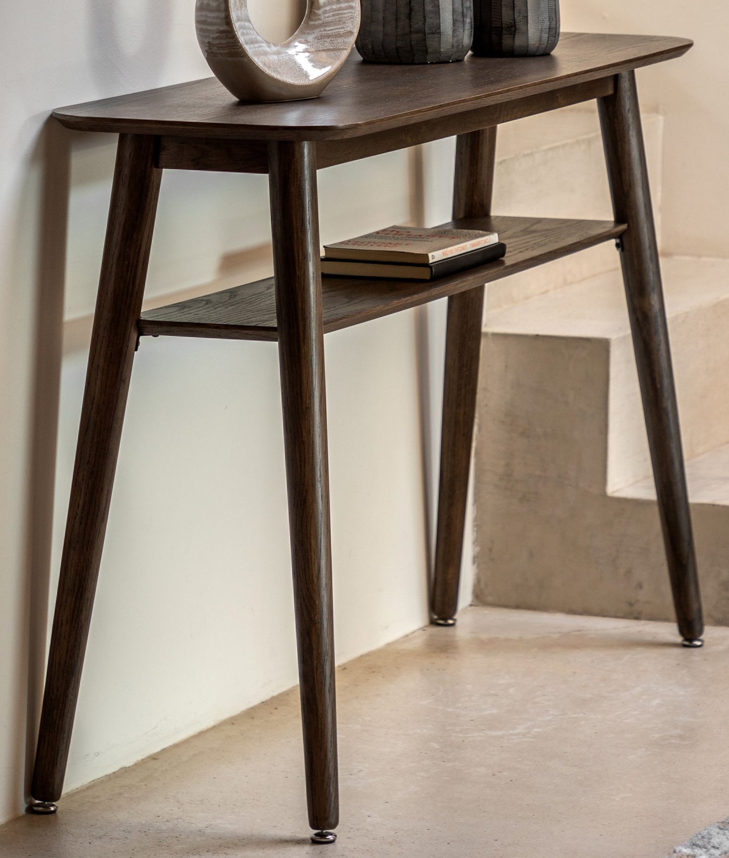 Hatta Console Table