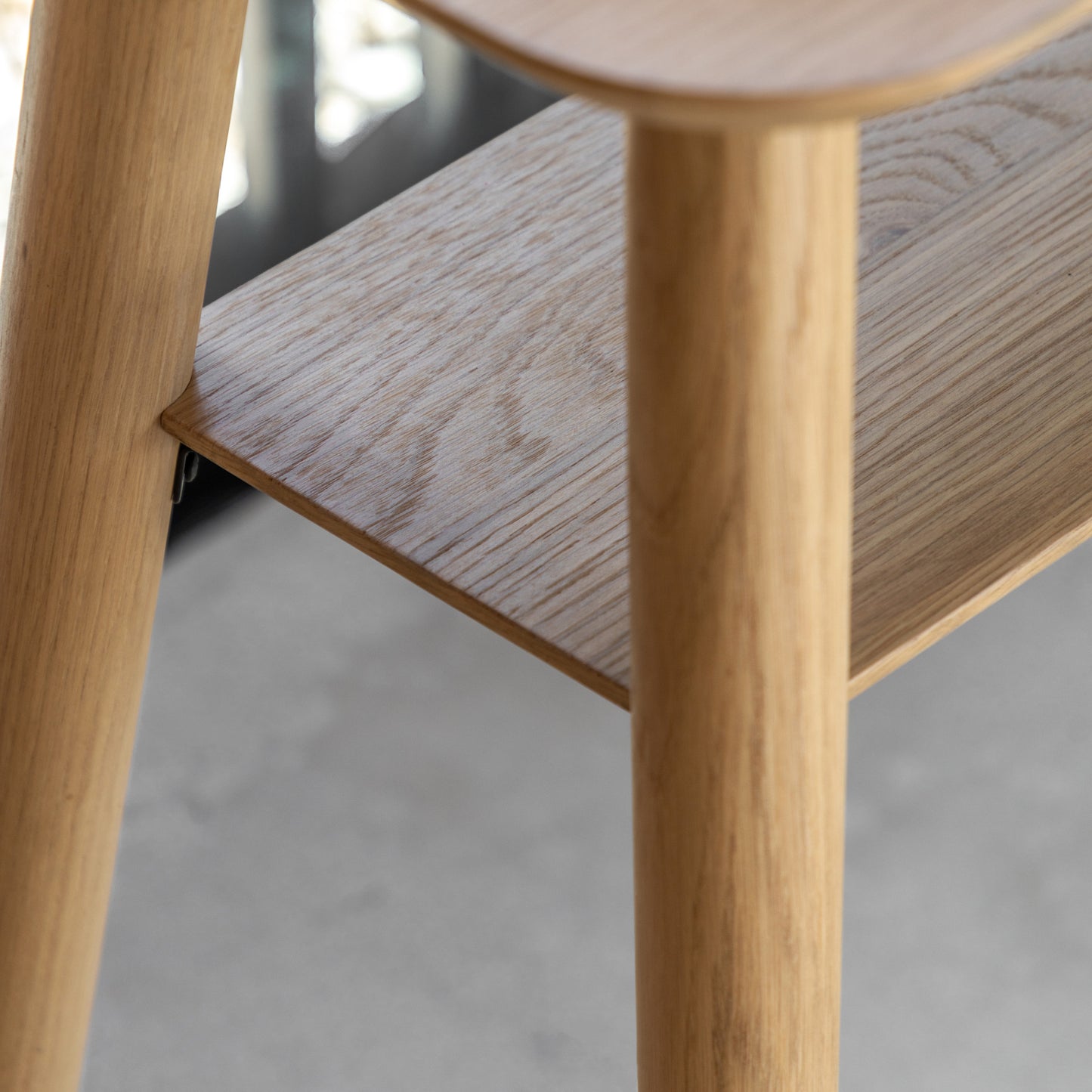 Hatta Console Table