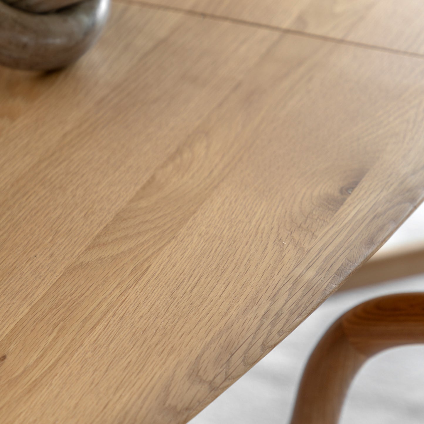 Midro Extending Oval Dining Table