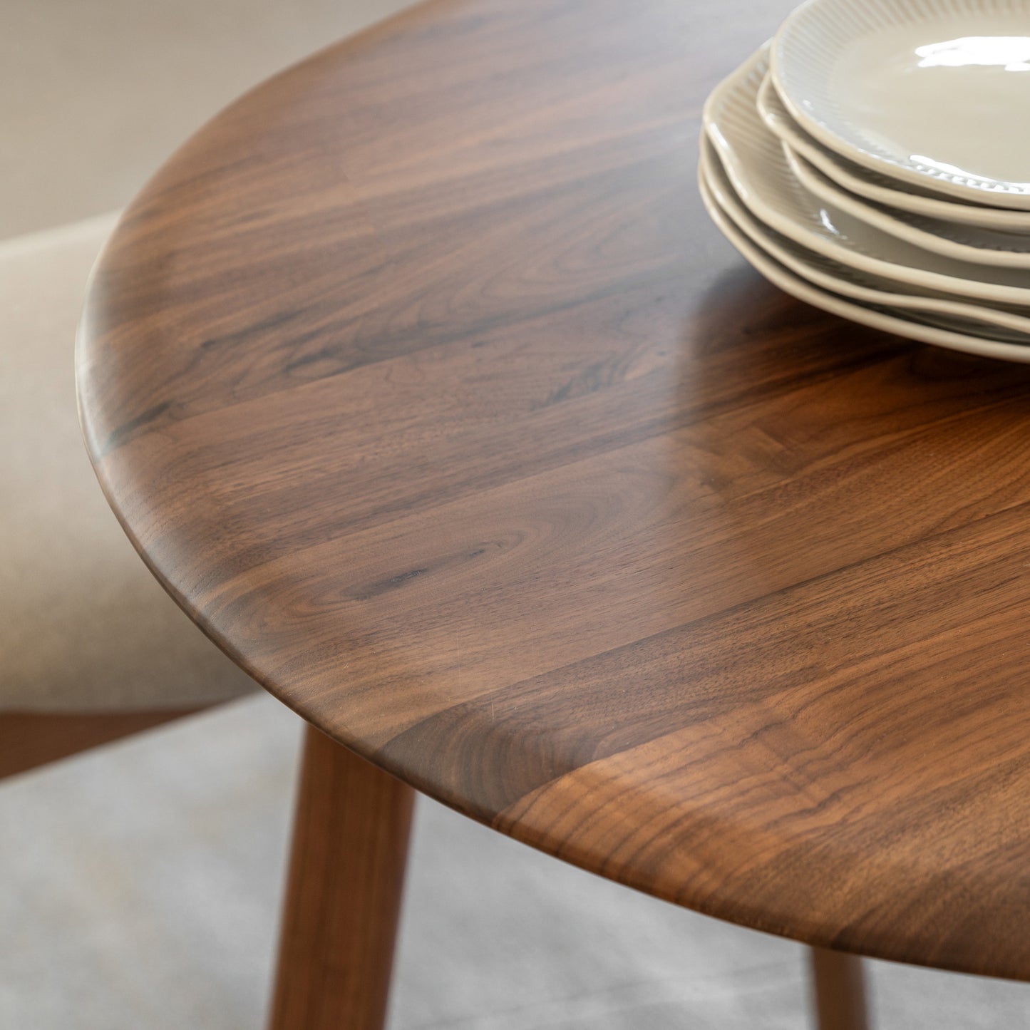 Midro Extending Oval Dining Table