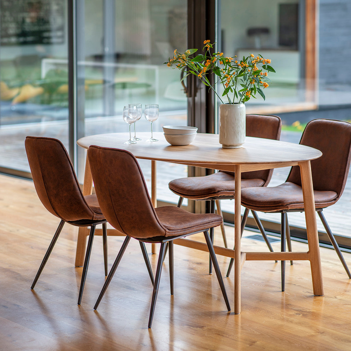 Midro Oval Dining Table