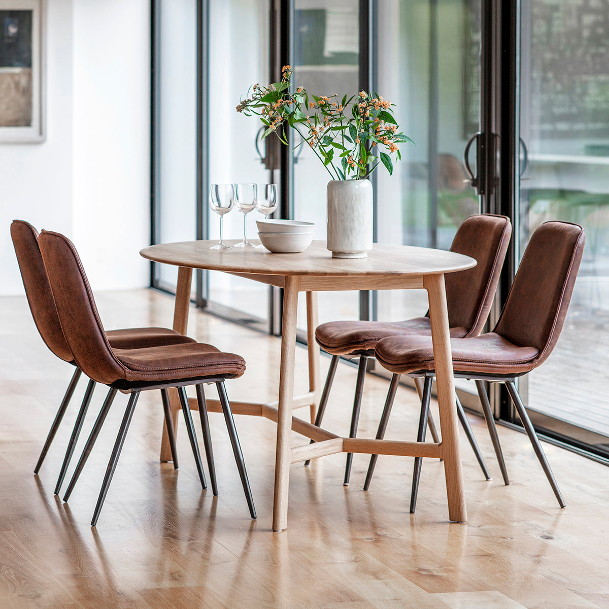 Midro Oval Dining Table