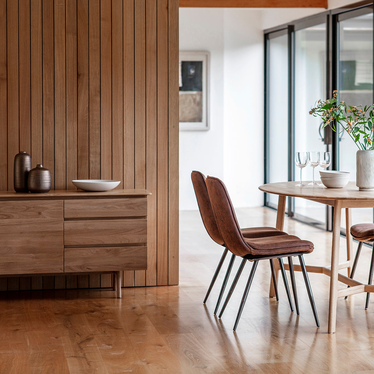Midro Oval Dining Table