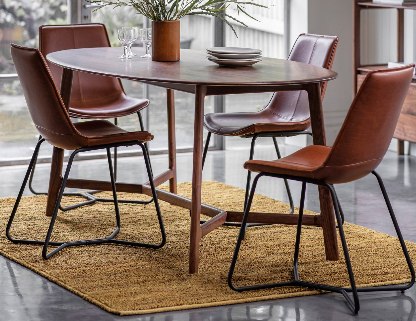 Midro Oval Dining Table