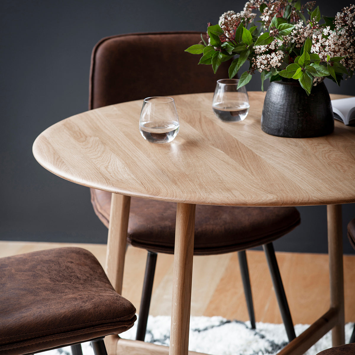 Midro Round Dining Table