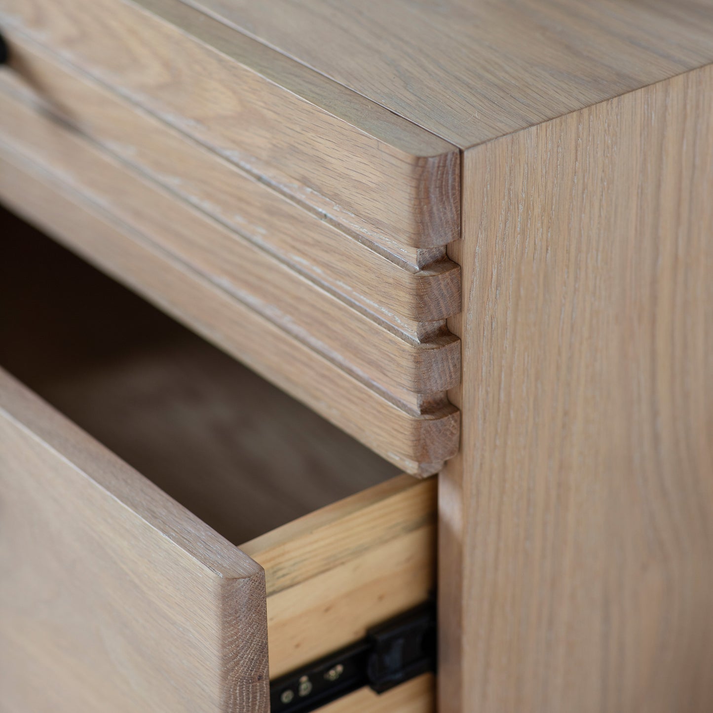 Oko 6-Drawer Wide Chest